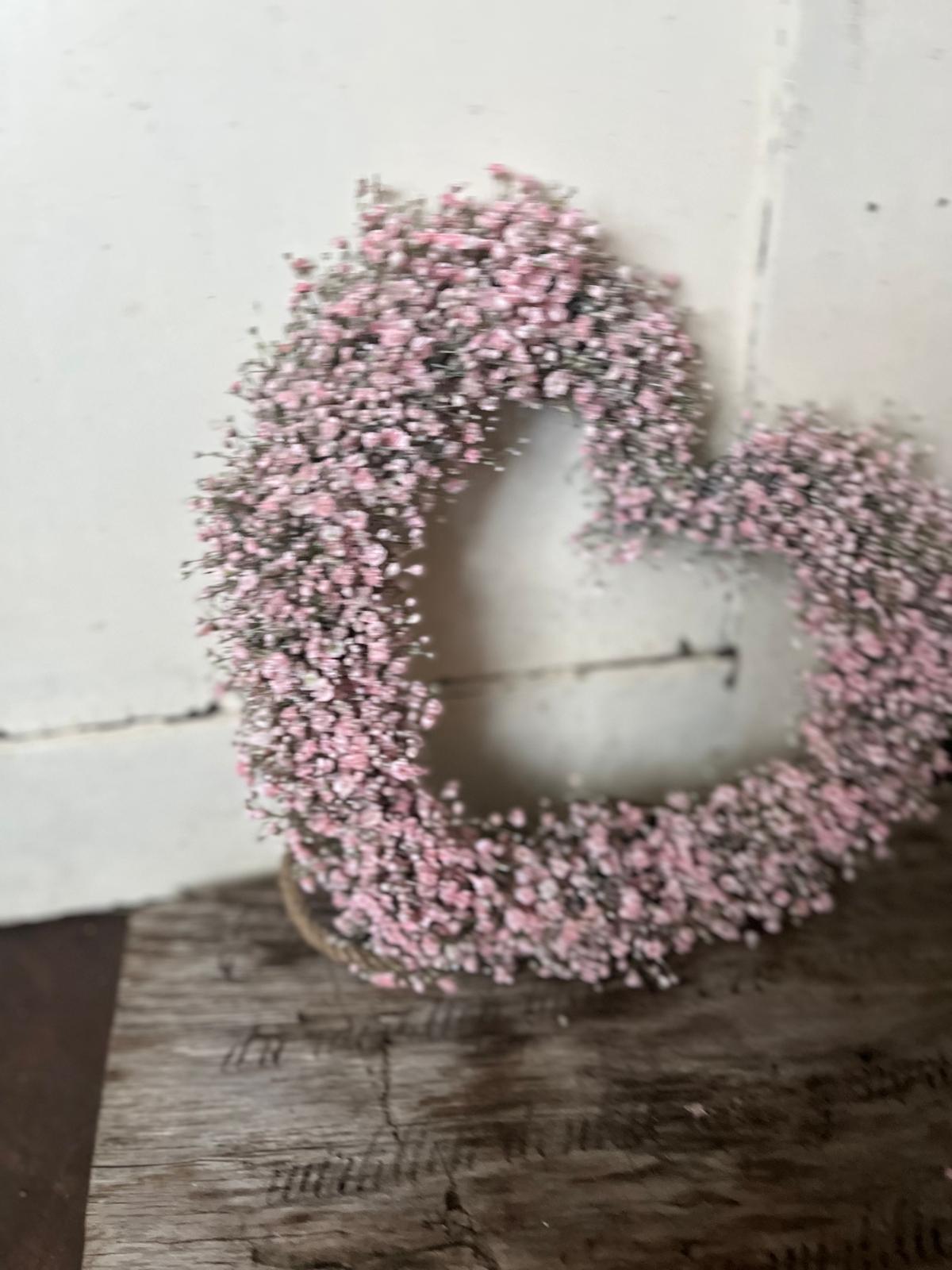 Handgemachtes Schleierkraut Herz | Romantische Herzdekoration für Hochzeit & Zuhause | Natürliche Blumendeko