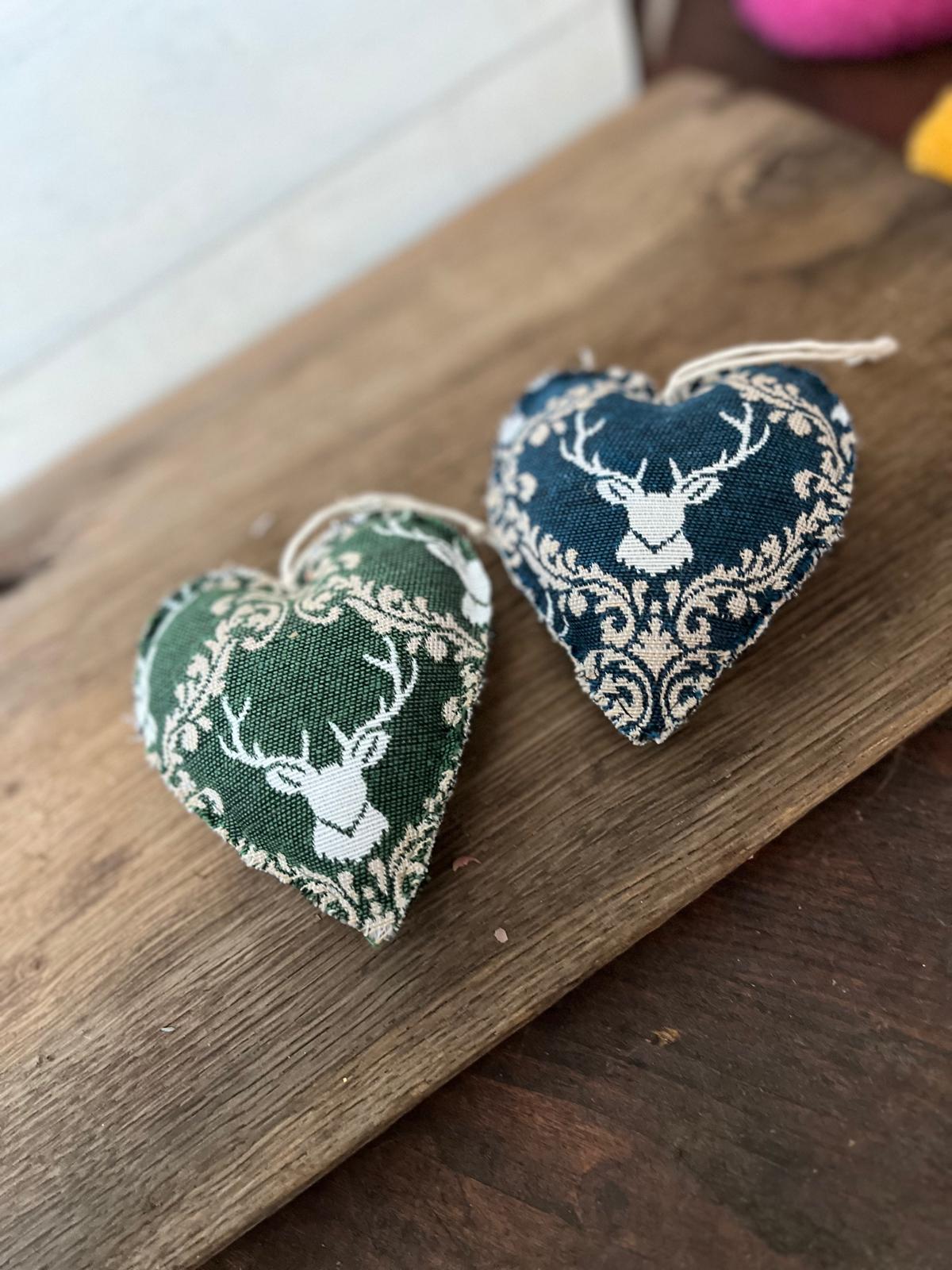 Deko-Herz mit Hirschmotiv – Zum Aufhängen, Naturstil