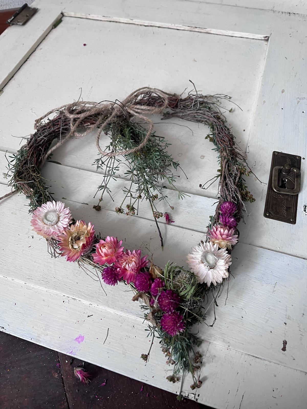 Trockenblumen Herz Wanddeko | Herz Kranz handgemacht Unikat | Thymian Dekoherz zum Aufhängen