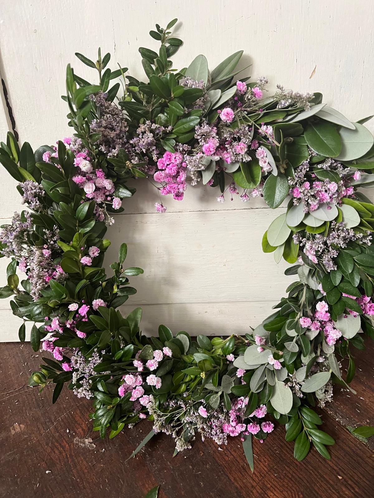 Kranz für Tür oder Tisch – Mit Bux, Strandflieder, Schleierkraut & Pitto