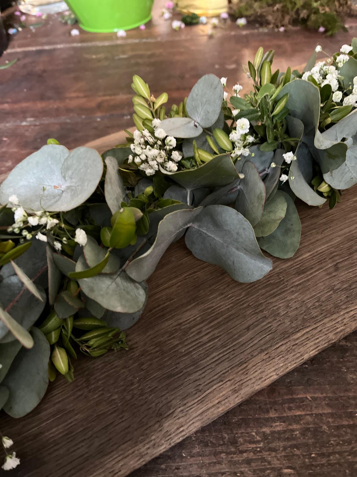 Florale Girlande für Hochzeit – Frische Blumen, individuelle Gestaltung, handgemacht