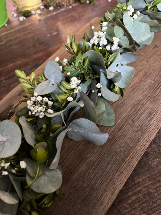 Florale Girlande für Hochzeit – Frische Blumen, individuelle Gestaltung, handgemacht