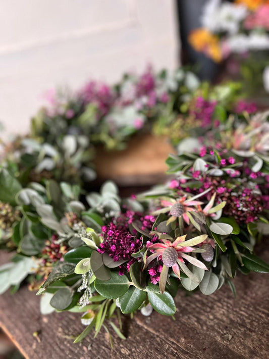 Sommerkranz mit Disteln & Blumen – Handgebunden und natürlich