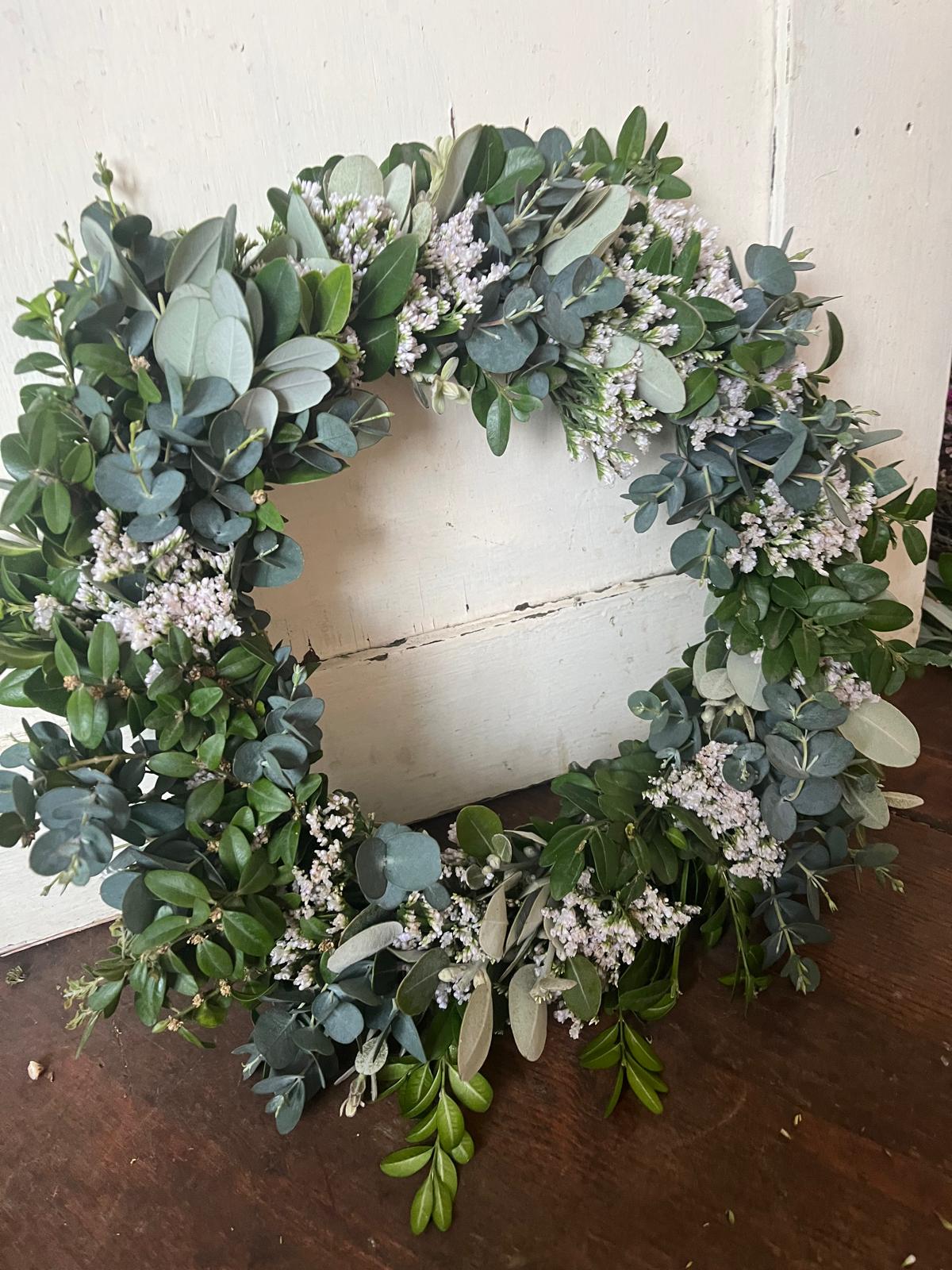 Kranz aus echten Blumen – Handgefertigt, ideal als Türkranz oder Tischdeko