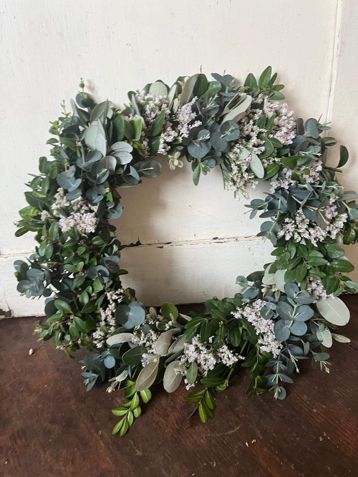 Kranz aus echten Blumen – Handgefertigt, ideal als Türkranz oder Tischdeko