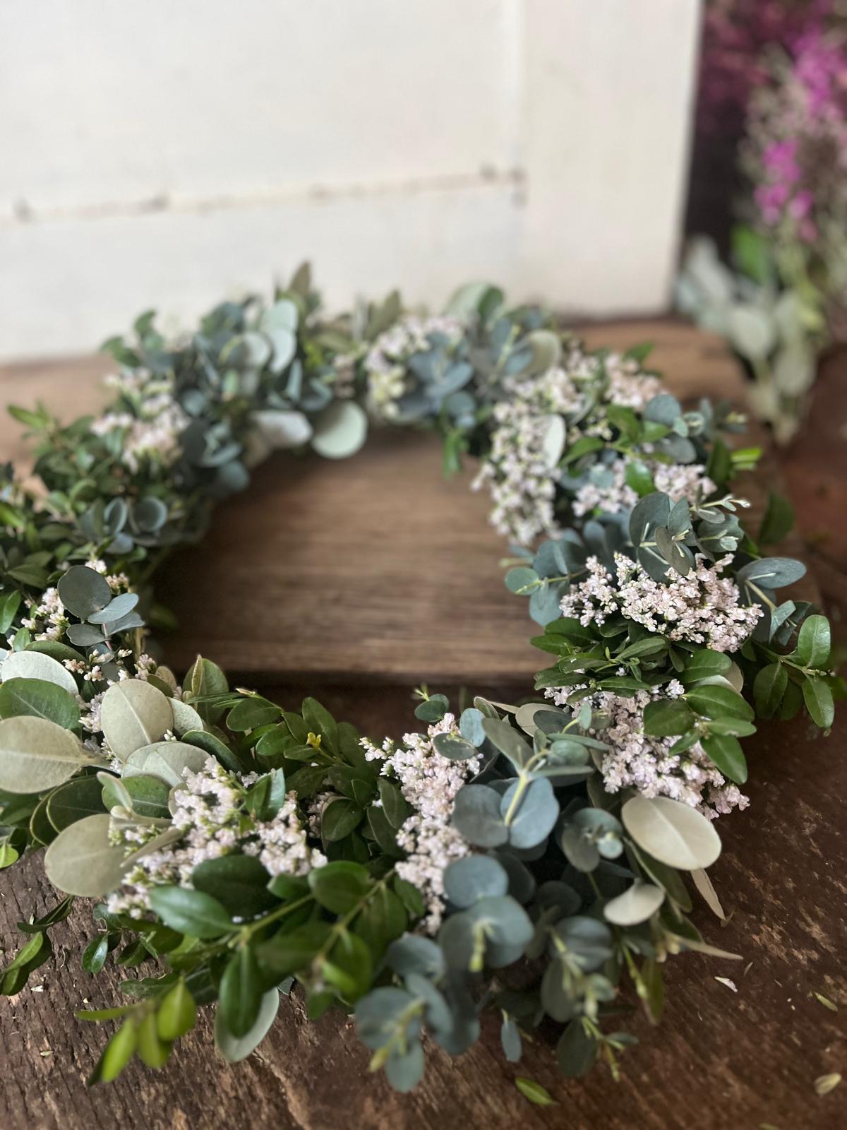 Kranz aus echten Blumen – Handgefertigt, ideal als Türkranz oder Tischdeko