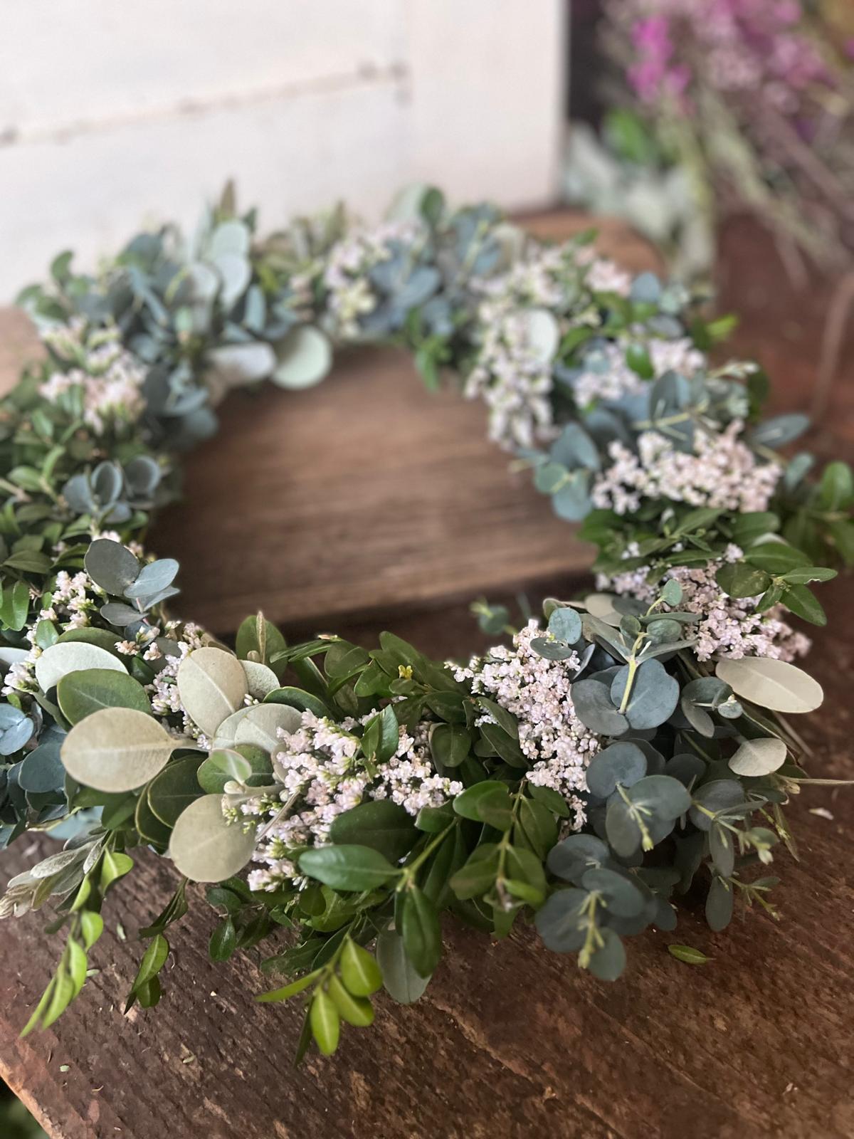 Kranz aus echten Blumen – Handgefertigt, ideal als Türkranz oder Tischdeko