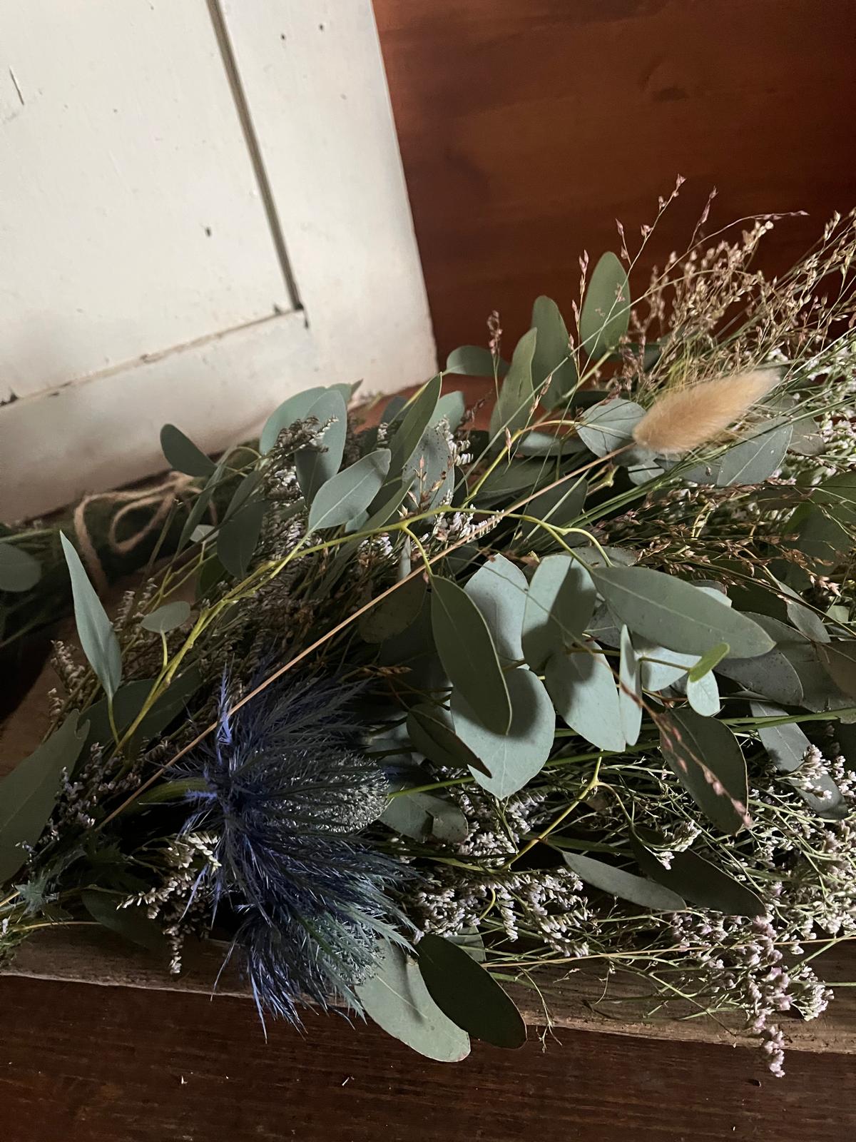 Strauß zum Trocknen – Eukalyptus, Strandflieder & Gräser – Naturstrauß, Trockenstrauß, Unikat