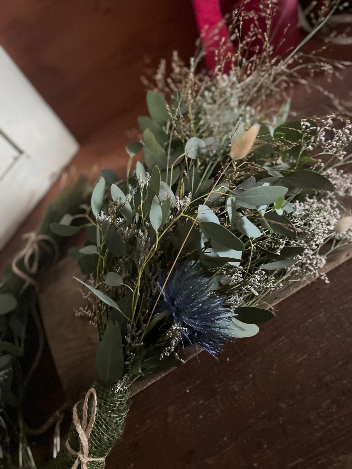 Strauß zum Trocknen – Eukalyptus, Strandflieder & Gräser – Naturstrauß, Trockenstrauß, Unikat