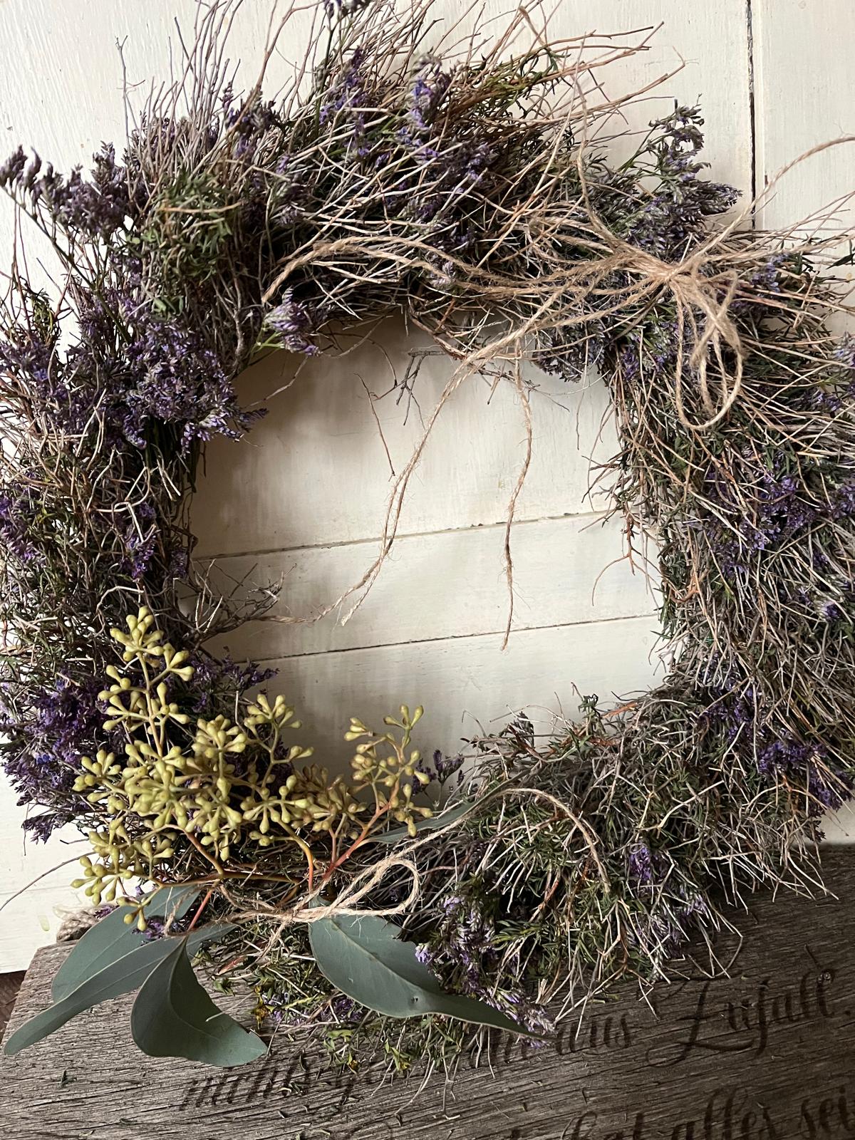 Trockenkranz aus Thymian & Strandflieder mit Exkalypthus