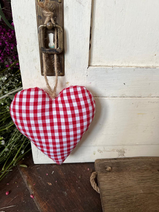 Karierte Stoffanhänger – Deko-Fetzen zum Aufhängen, Landhausstil