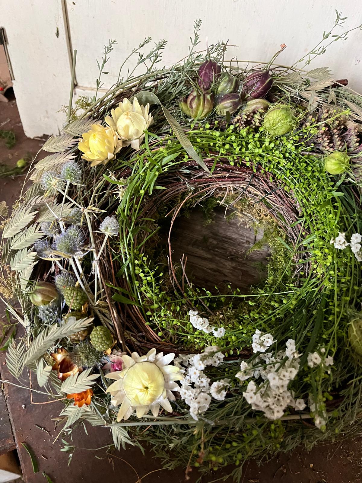 Eleganter Trockenblumenkranz mit Thymian & Disteln – Unikat für Tisch & Tür, langlebige Naturdeko