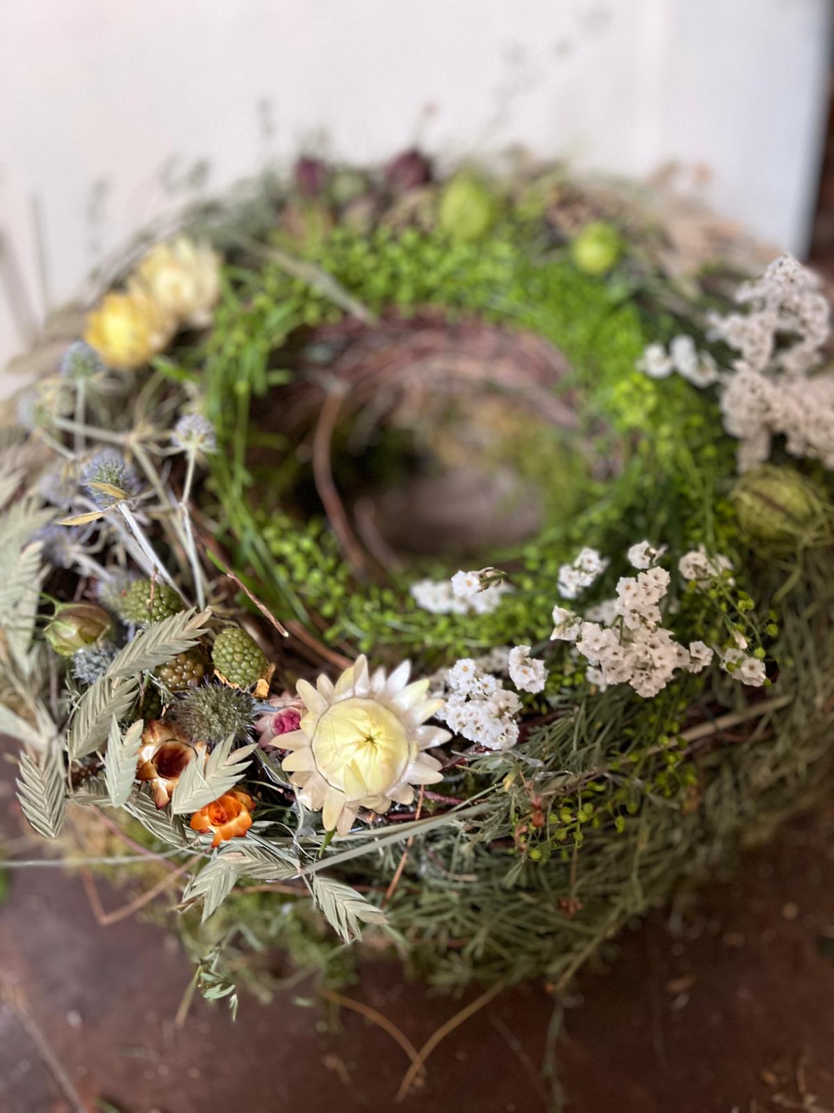 Eleganter Trockenblumenkranz mit Thymian & Disteln – Unikat für Tisch & Tür, langlebige Naturdeko