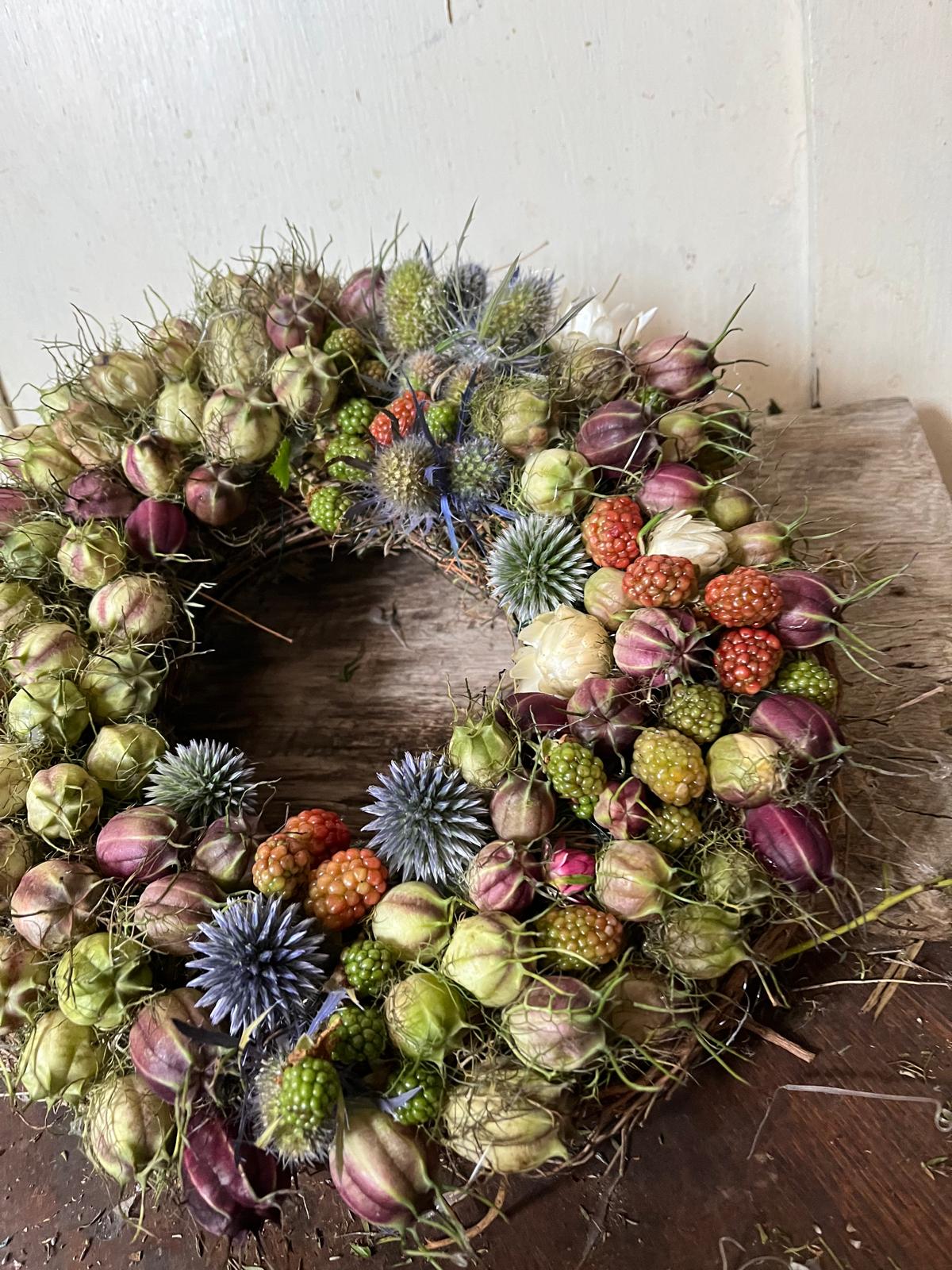 Zeitloser Naturkranz (25/30 cm) – Handgebundenes Unikat für jede Jahreszeit, langlebige Deko