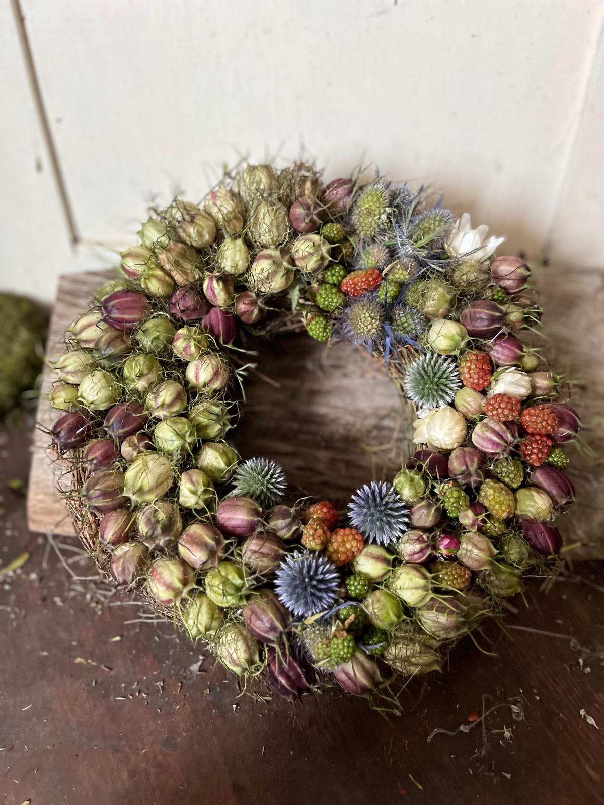 Zeitloser Naturkranz (25/30 cm) – Handgebundenes Unikat für jede Jahreszeit, langlebige Deko