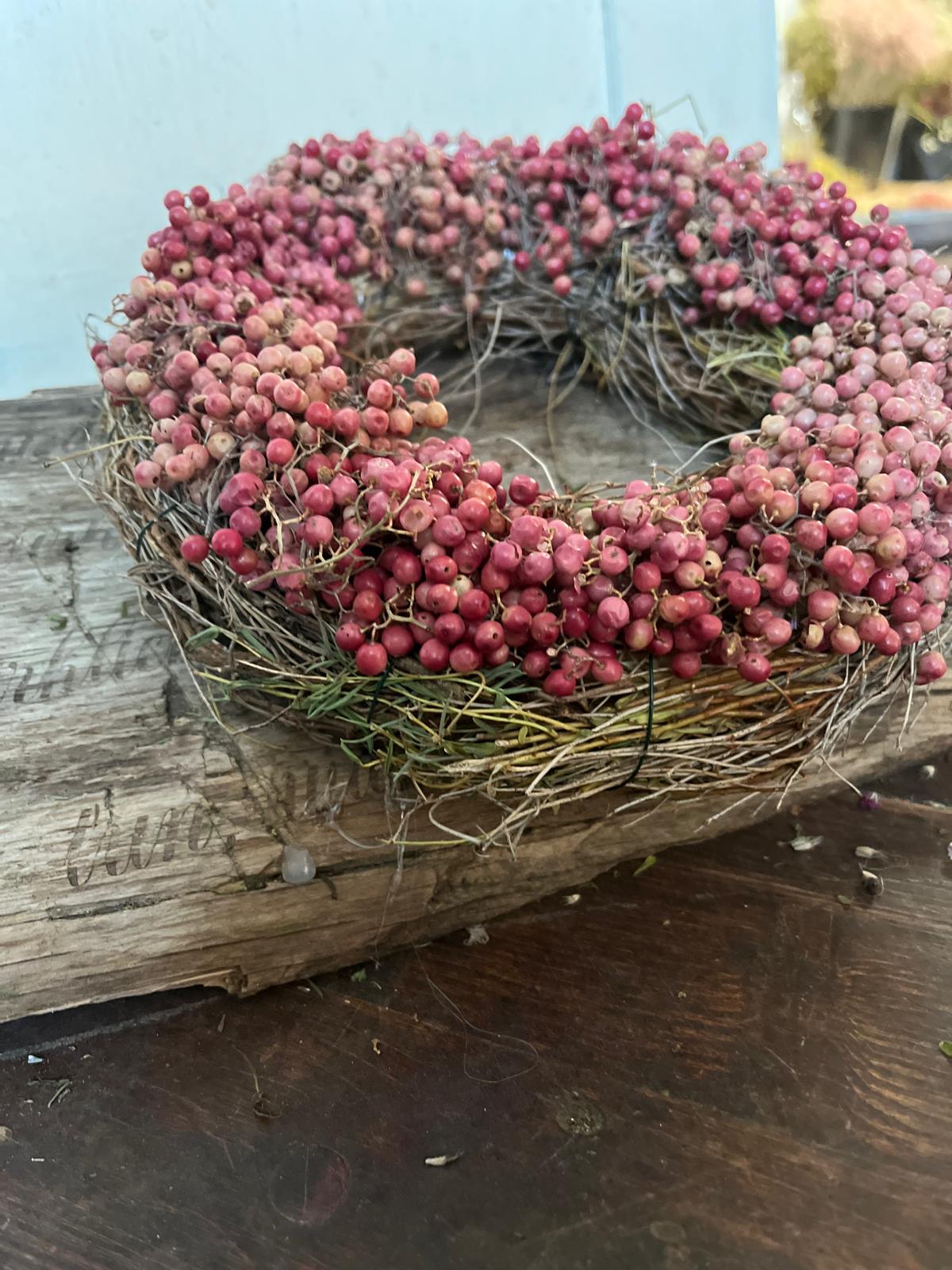 Handgebundener Pfefferkranz – Würzig-duftendes Unikat mit Thymian, Tisch- & Türkranz