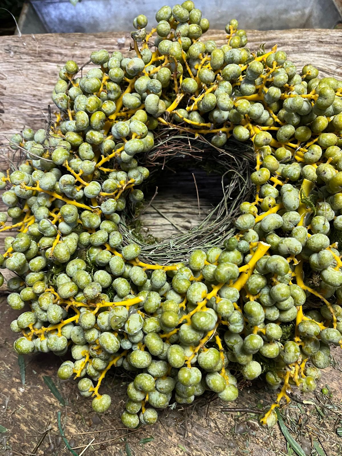 Kranz mit Datteln, Moos & Thymian: Schöne Deko