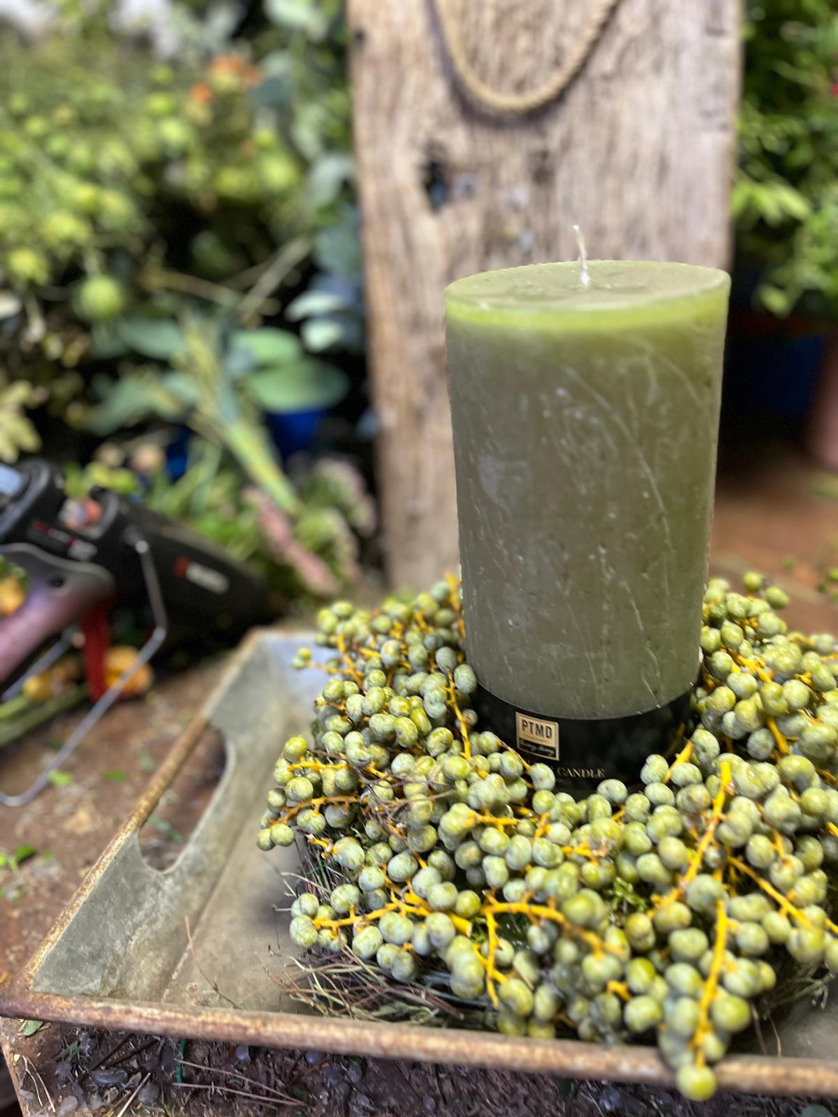 Kranz mit Datteln, Moos & Thymian: Schöne Deko