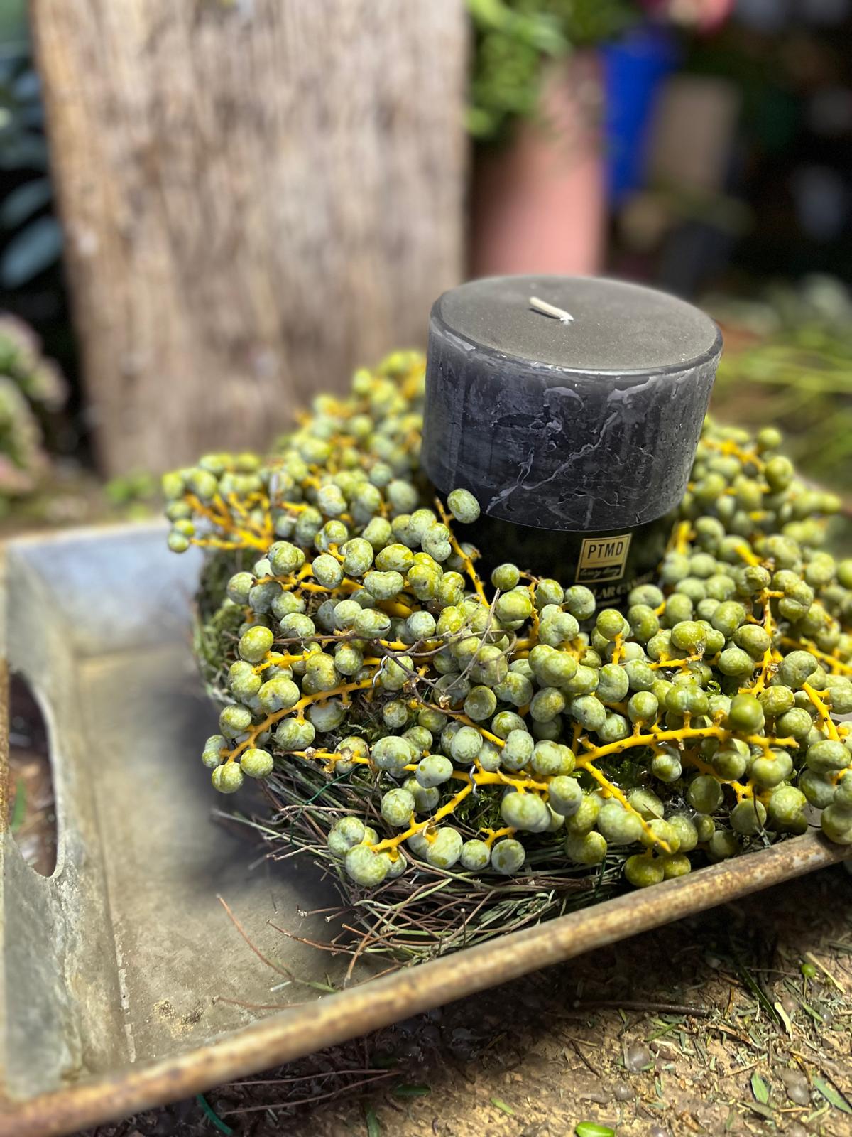 Kranz mit Datteln, Moos & Thymian: Schöne Deko