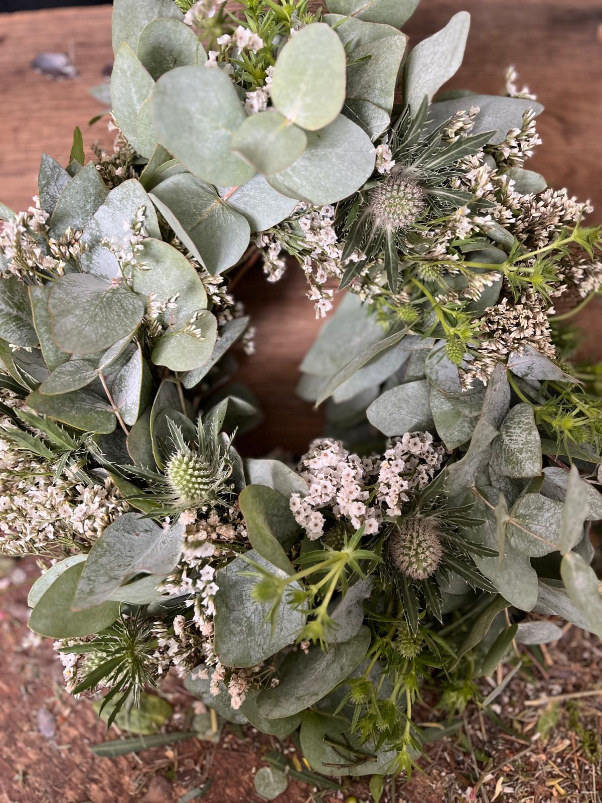 Einzigartiger Deko-Kranz: Jeder ein Unikat