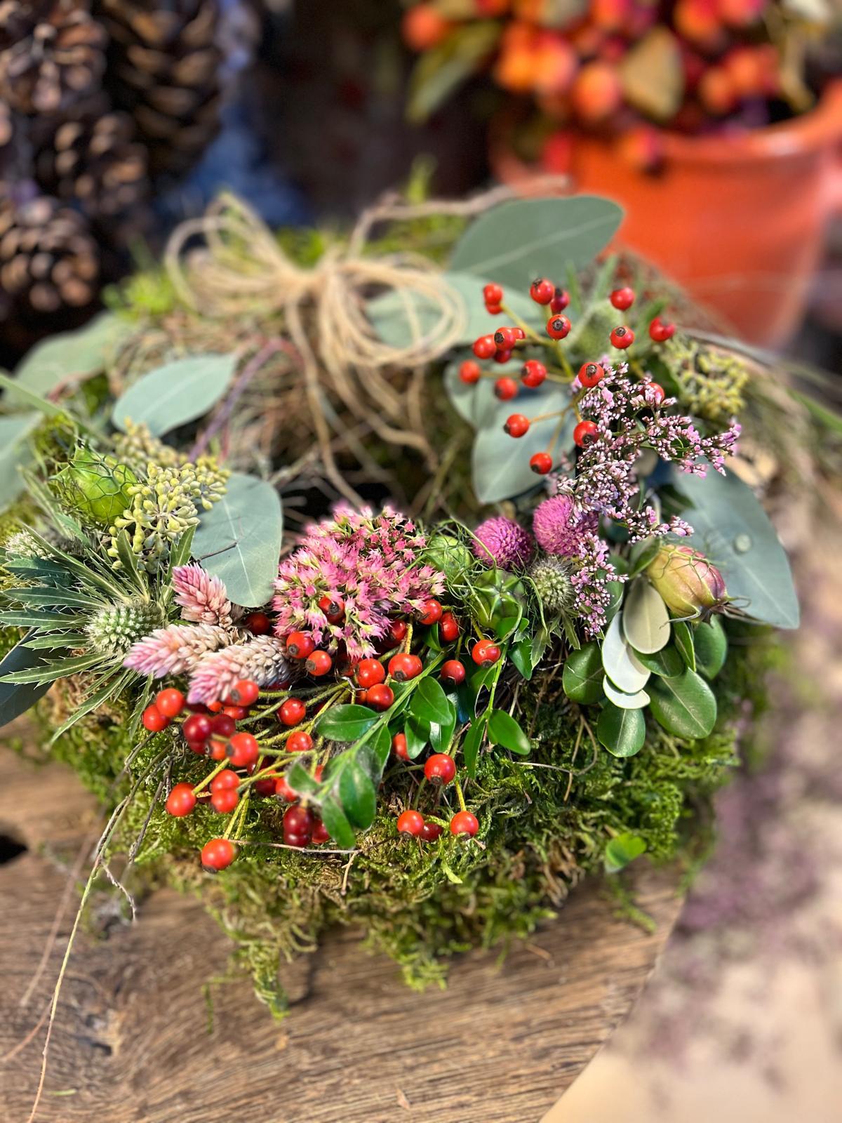 Natürlicher Deko-Kranz aus Moos: Zeitlose Eleganz