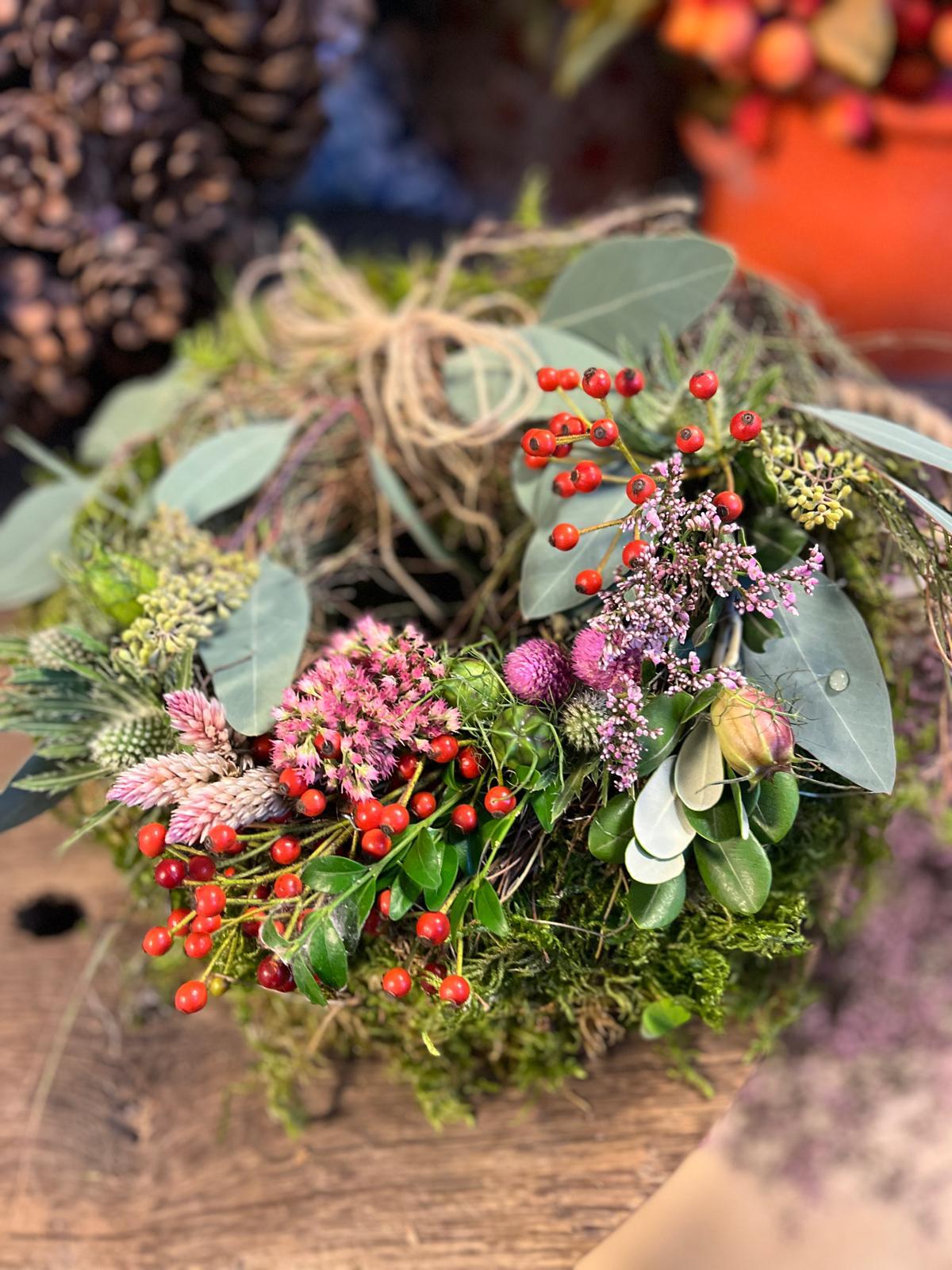 Natürlicher Deko-Kranz aus Moos: Zeitlose Eleganz