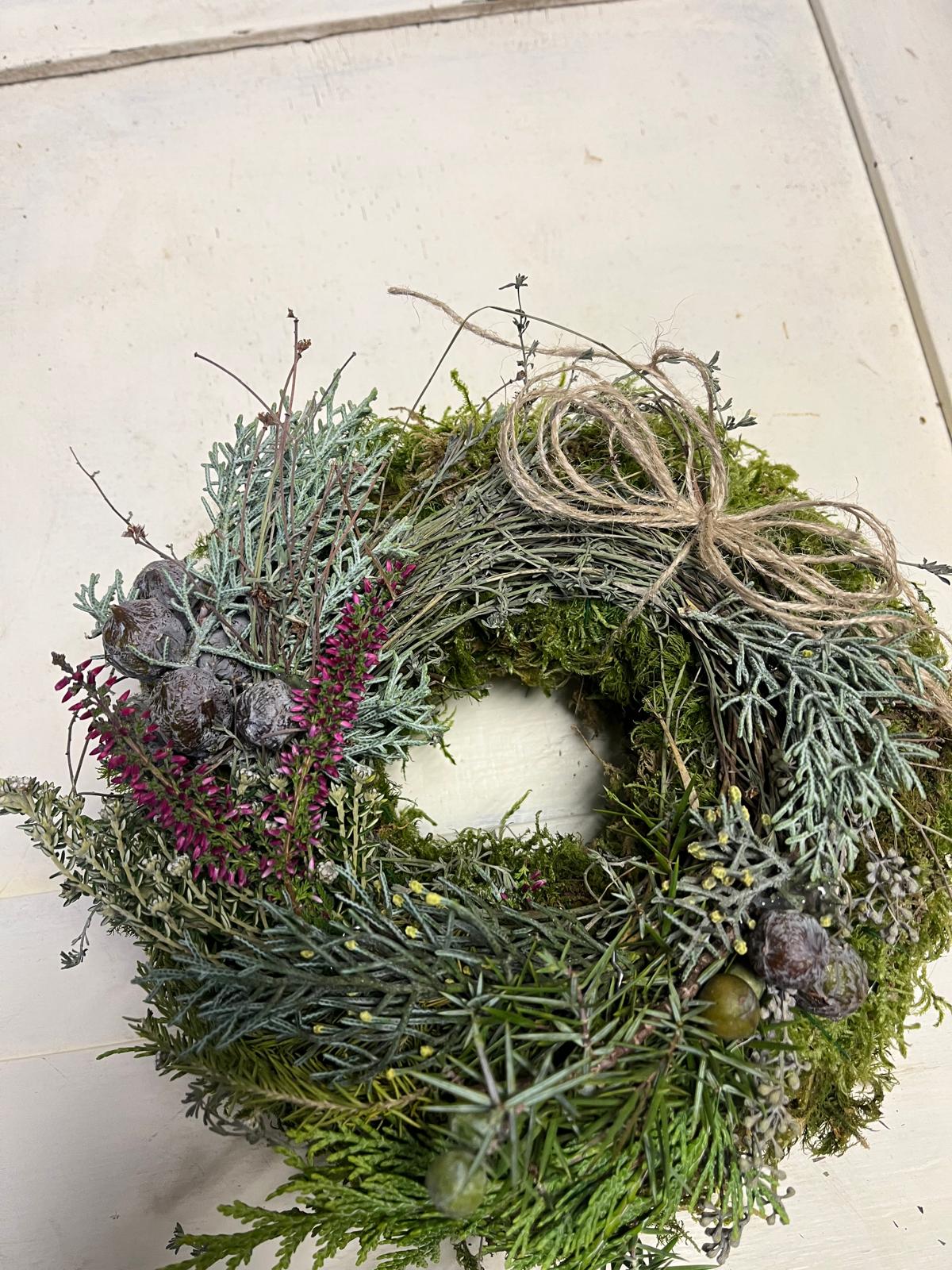 NEU! Mooskranz mit Gemischtem Grün (20/25/30 cm) – Frisch gebundenes Unikat