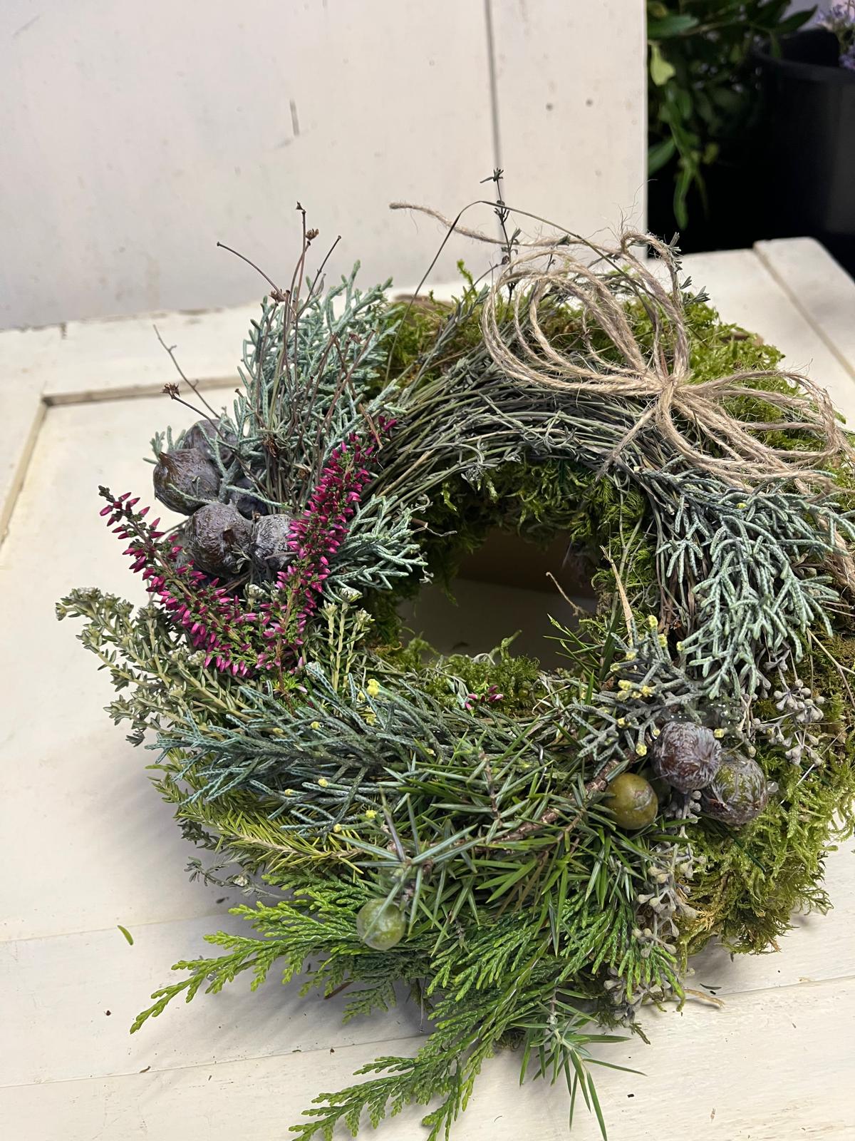 NEU! Mooskranz mit Gemischtem Grün (20/25/30 cm) – Frisch gebundenes Unikat