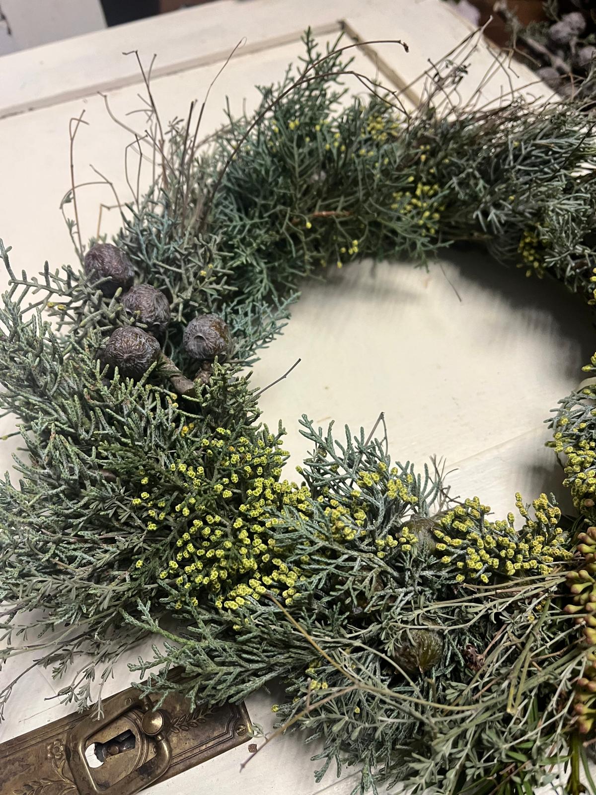 Rustikaler Naturkranz mit Thymian & Arizonica (20/25/30 cm) – Frisch gebunden