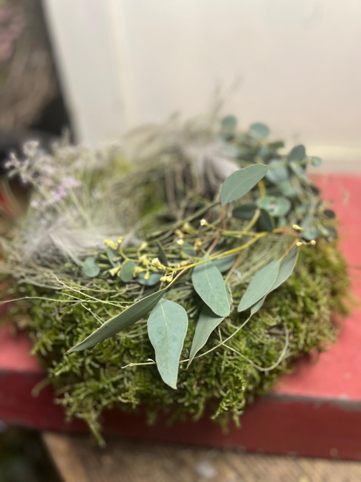 Frühlingskranz Eukalyptus & Thymian | Türkranz modern | Tischdeko Moos & Strandflieder | Handmade 25-35cm