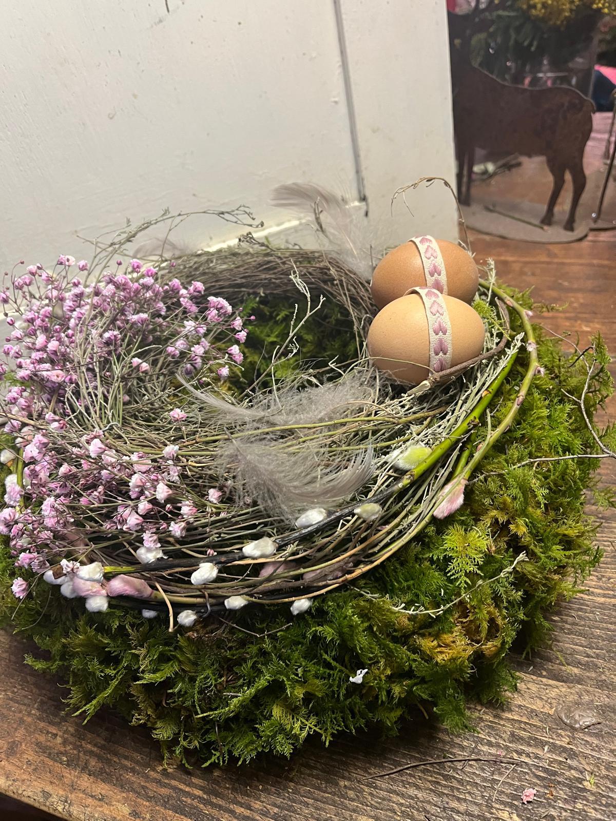 Osterkranz Moos & Schleierkraut | Frühlingskranz mit Eiern & Palmkätzchen | Türkranz romantisch | Handgemacht 25-40cm