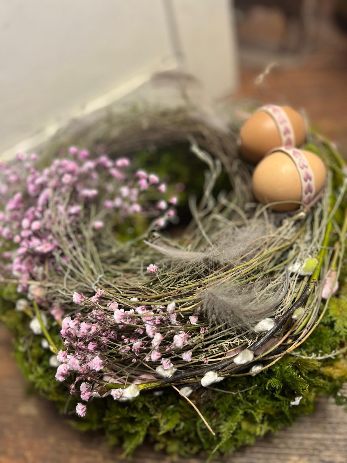Osterkranz Moos & Schleierkraut | Frühlingskranz mit Eiern & Palmkätzchen | Türkranz romantisch | Handgemacht 25-40cm