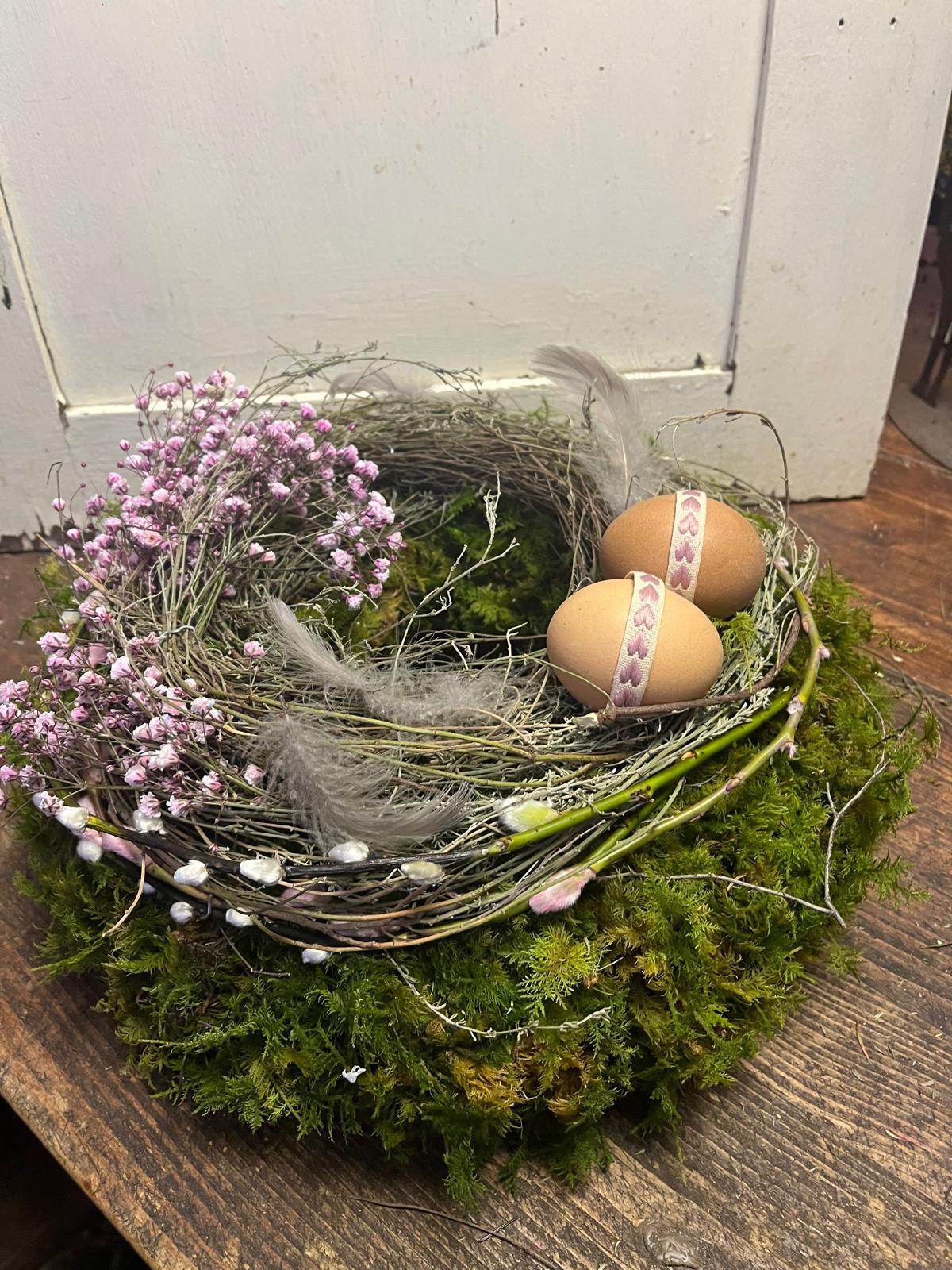 Osterkranz Moos & Schleierkraut | Frühlingskranz mit Eiern & Palmkätzchen | Türkranz romantisch | Handgemacht 25-40cm