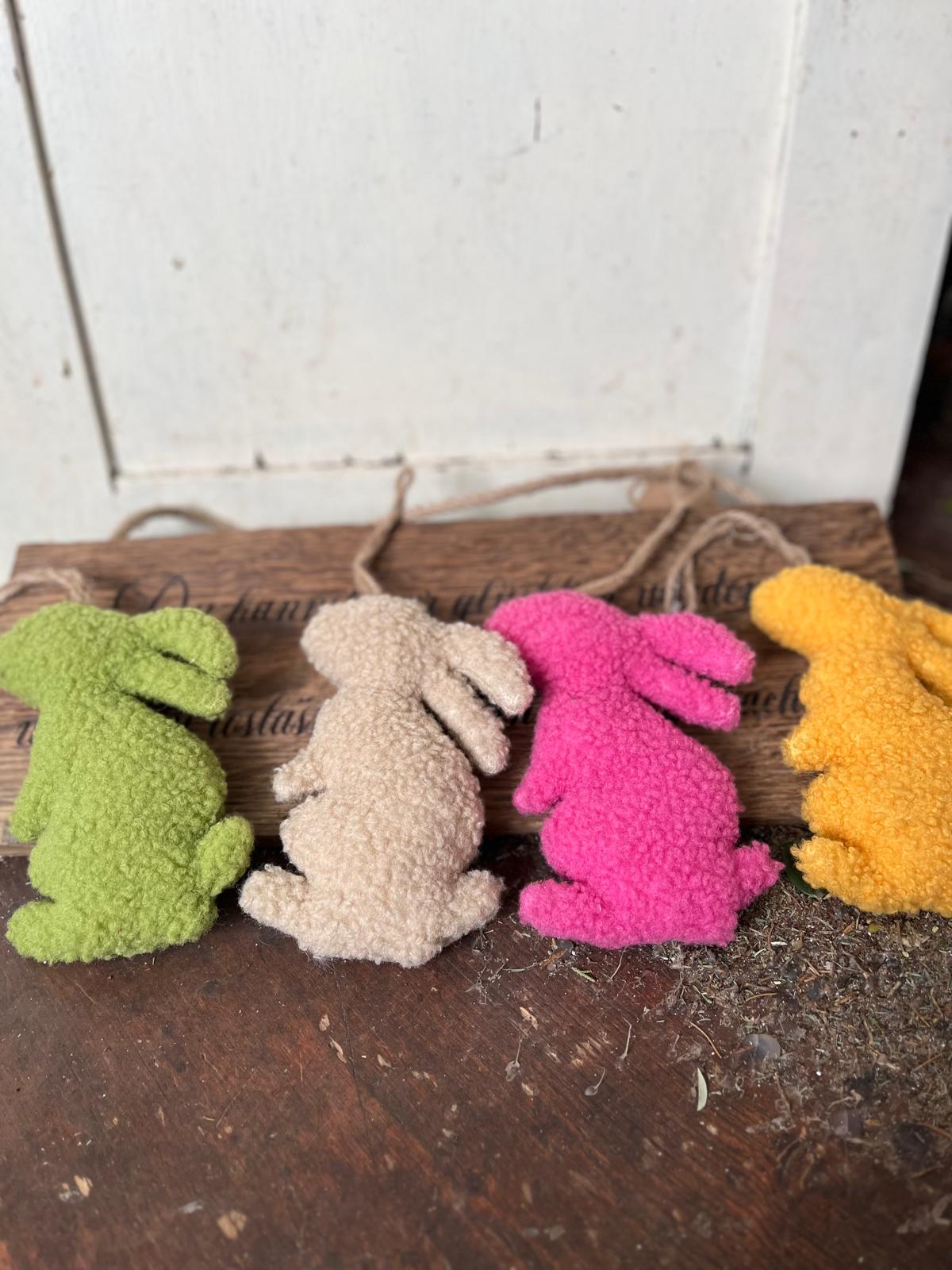 Deko-Hase zum Aufhängen | 15x11,5 cm | 4 Farben zur Auswahl | Osterhase Anhänger | Handgemachte Frühlingsdeko