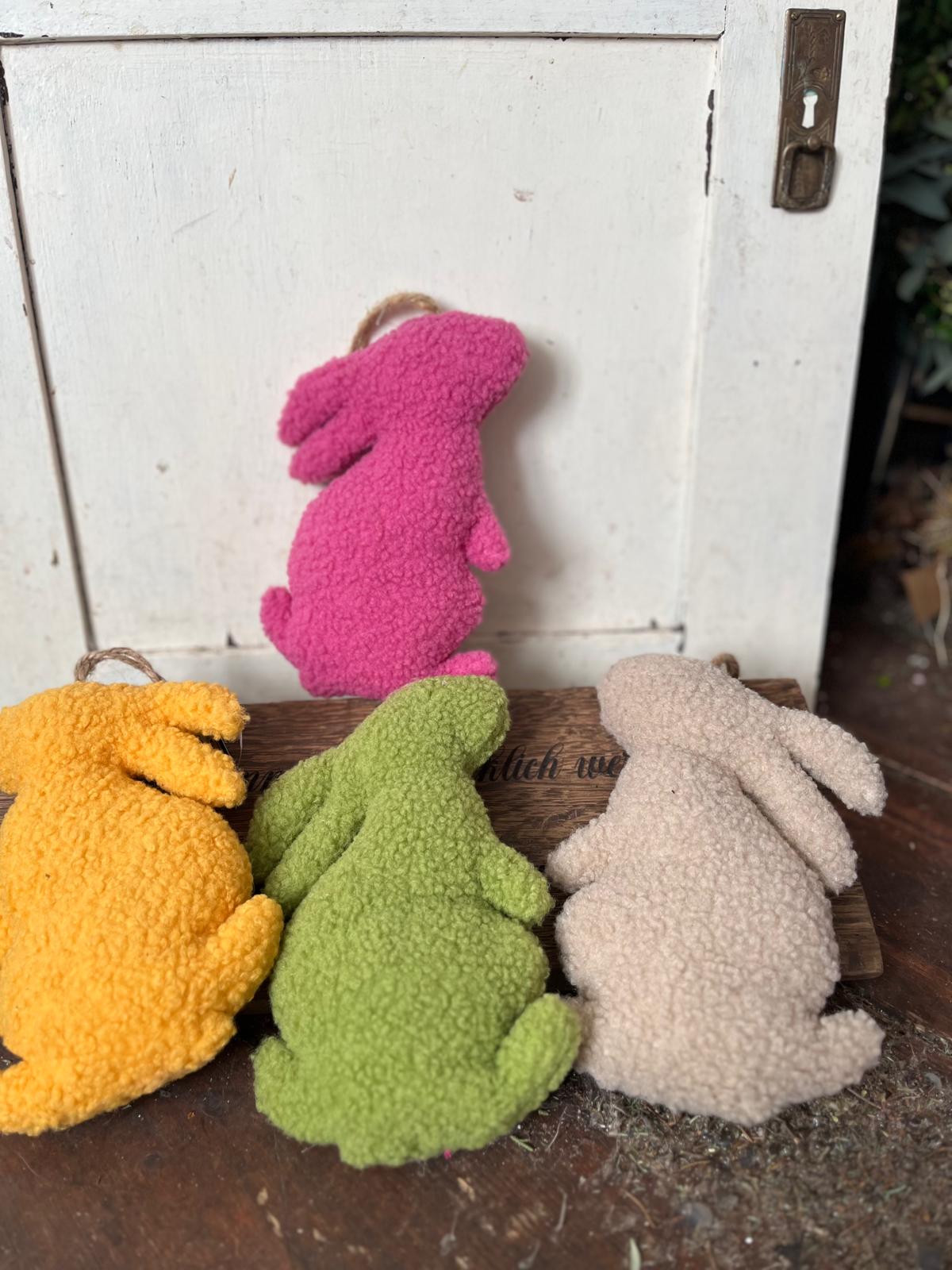 Großer Osterhase zum Aufhängen | 22x15 cm | Handgefertigt | Gelb, Grün, Pink | Moderne Frühlingsdeko Wand & Fenster