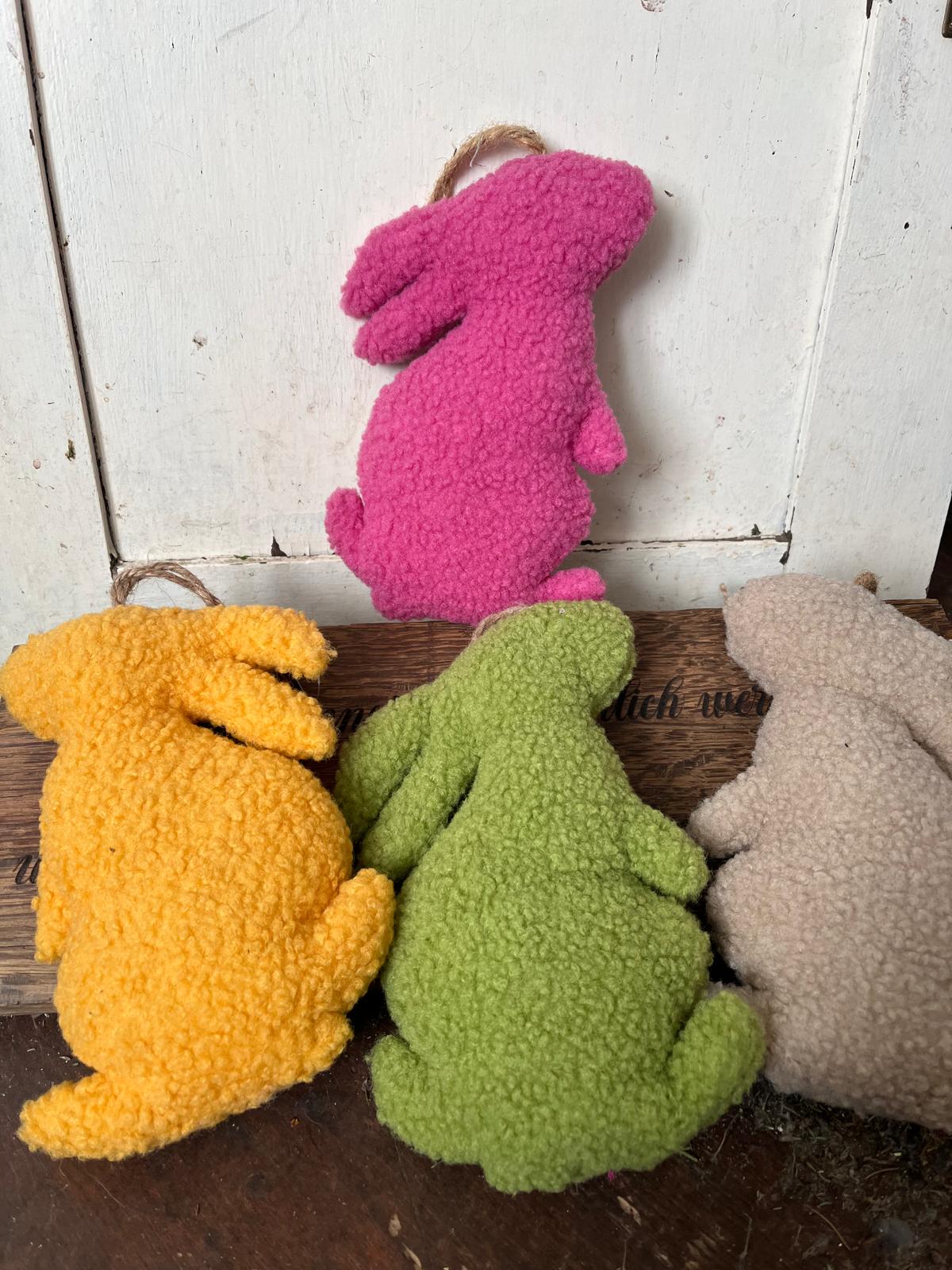 Großer Osterhase zum Aufhängen | 22x15 cm | Handgefertigt | Gelb, Grün, Pink | Moderne Frühlingsdeko Wand & Fenster