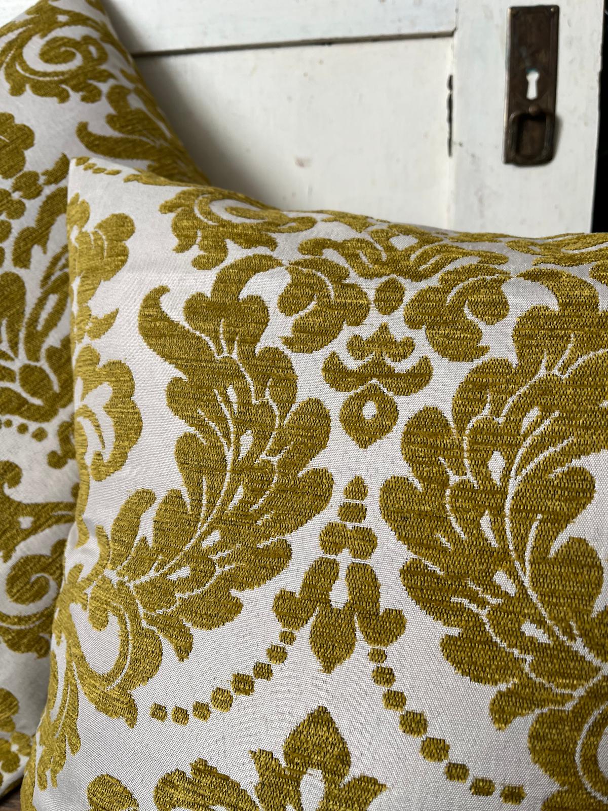 Kissenhülle 40x40 cm | Zeitloses Design | Hochwertiges Dekokissen | Handgefertigt | Kissenbezug für Wohnzimmer & Terrasse