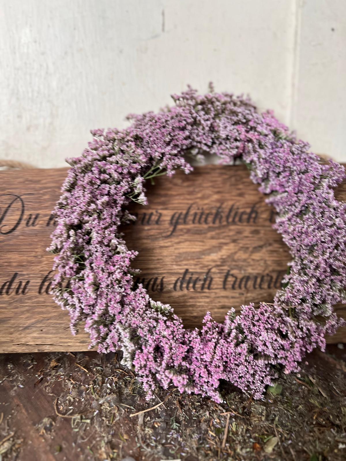 Trockenblumen Kranz Strandflieder | Hält ewig | Zeitlose Wanddeko | Türkranz langlebig | Handgemacht 20-30cm