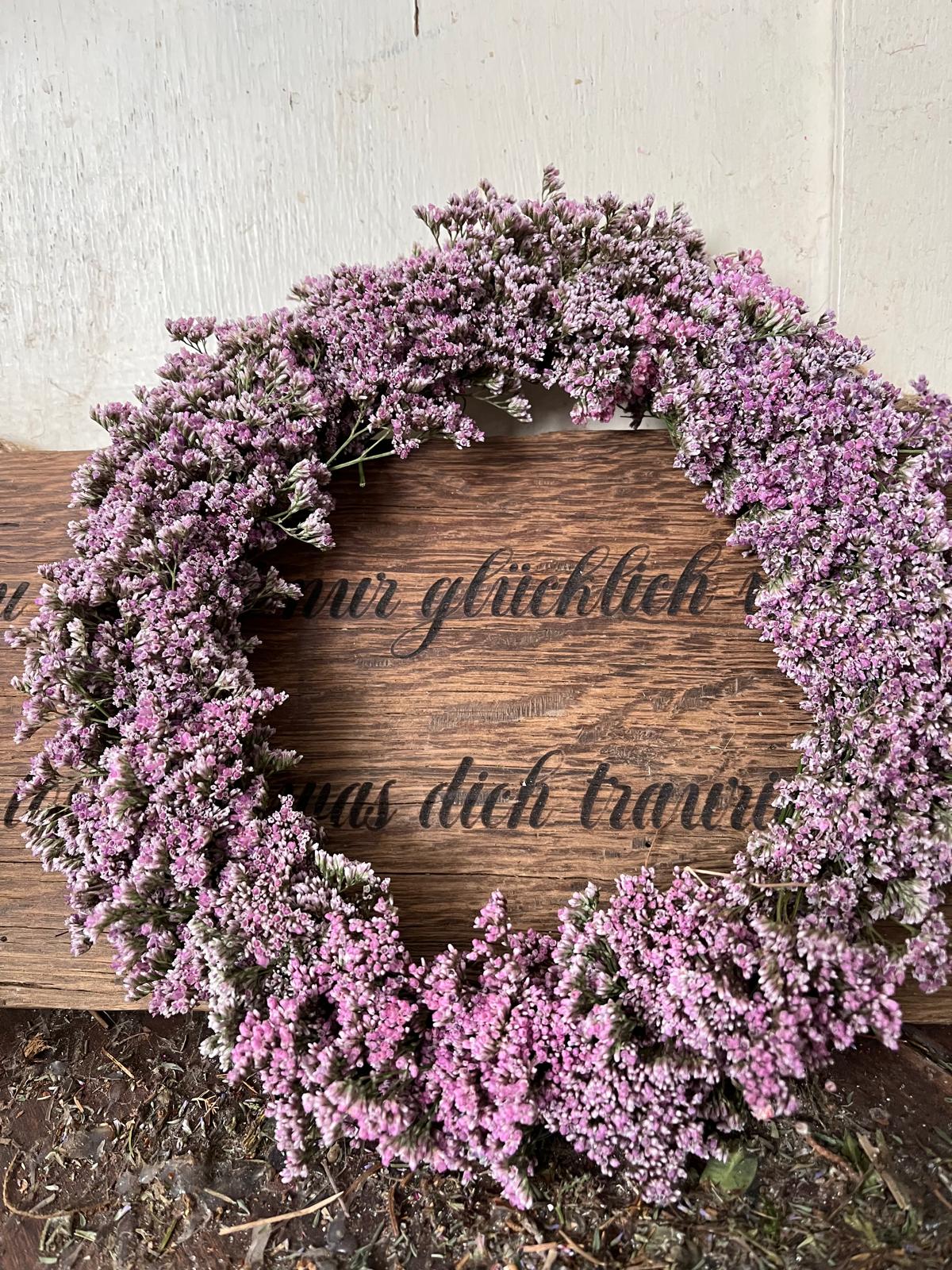 Trockenblumen Kranz Strandflieder | Hält ewig | Zeitlose Wanddeko | Türkranz langlebig | Handgemacht 20-30cm