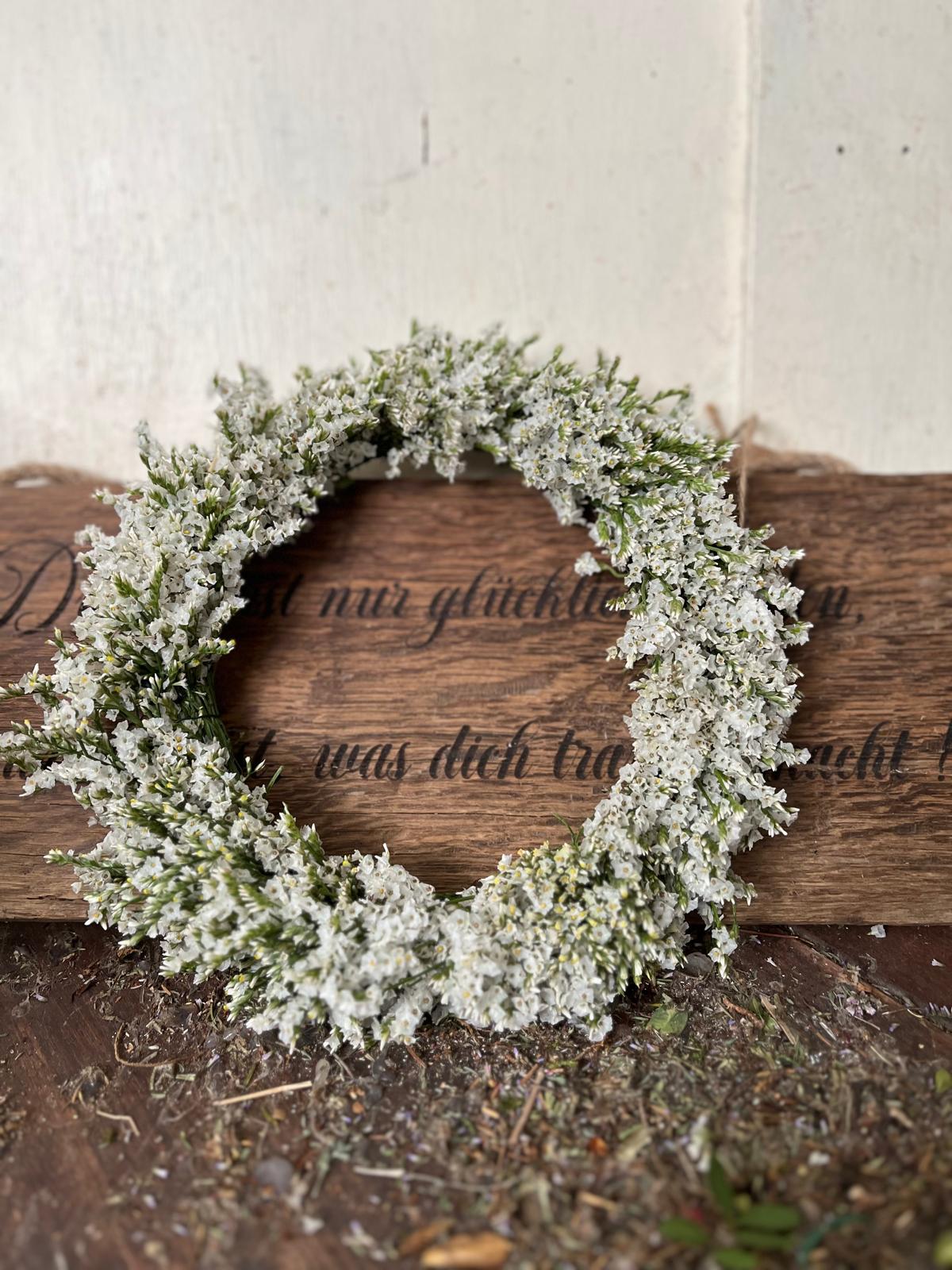 Trockenblumen Kranz Strandflieder | Hält ewig | Zeitlose Wanddeko | Türkranz langlebig | Handgemacht 20-30cm
