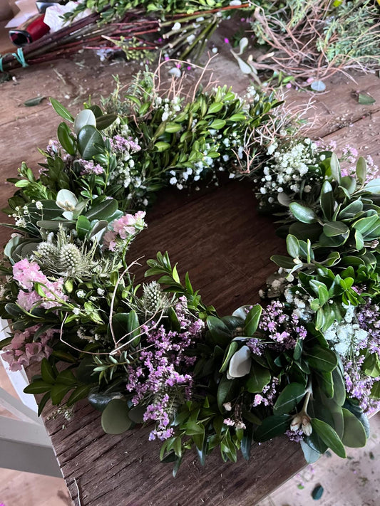 Frühlingskranz Natur mit Thymian, Bux & Schleierkraut | Türkranz Trockenblumen Disteln & Strandflieder | Sommerkranz handgebunden | Wandschmuck Boho Unikat