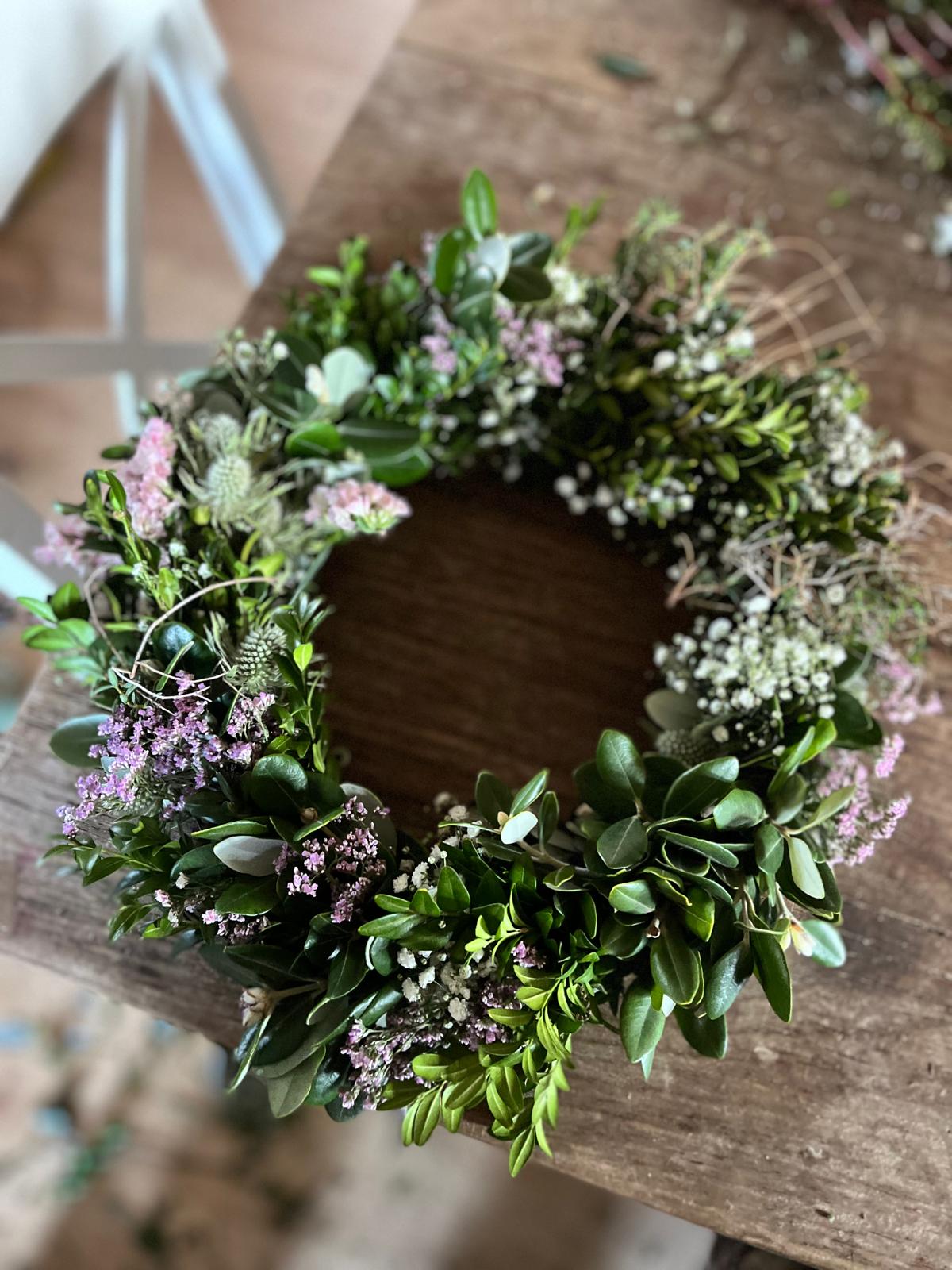 Sommerkranz Natur mit Thymian, Bux & Schleierkraut | Türkranz Trockenblumen Disteln & Strandflieder | Sommerkranz handgebunden | Wandschmuck Boho Unikat