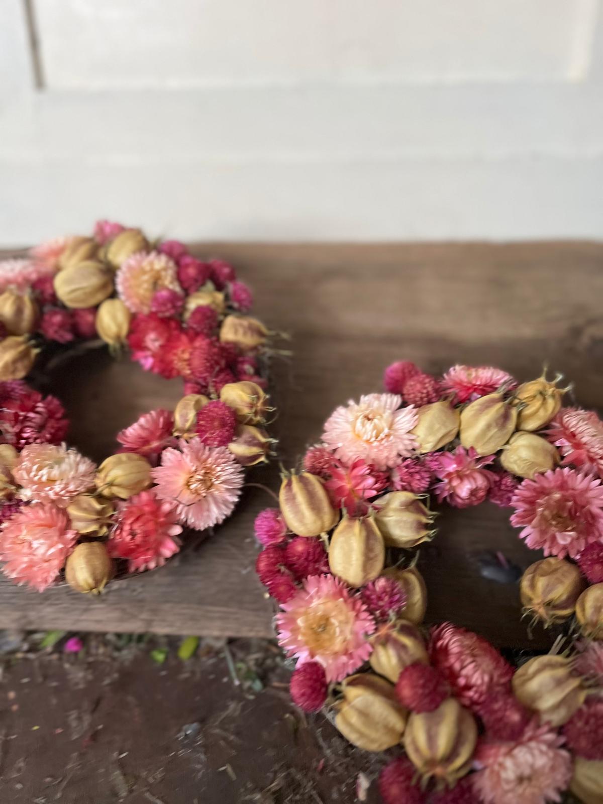 Kleiner Kranz aus echten Trockenblumen | 16 cm Durchmesser | Zeitlose Wohndeko | Handgemachtes Einzelstück | Boho Look