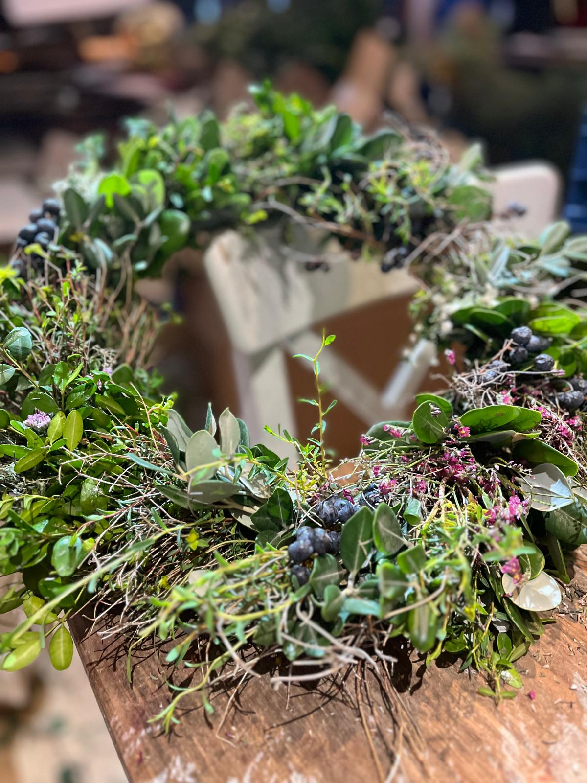 Naturkranz handgemacht – Trocknet schön ein – Individuelle Wanddeko & Tischkranz – Boho Stil – Verschiedene Größen