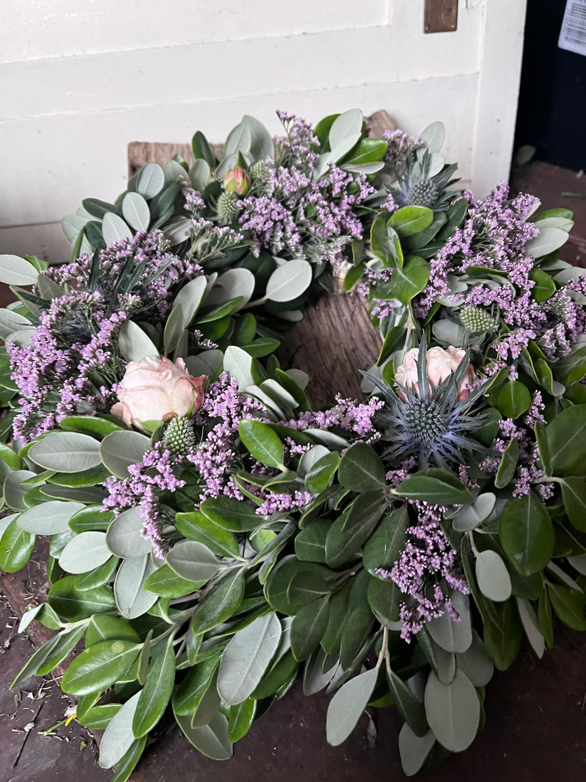 Wunderschöner Blumenkranz zur Deko