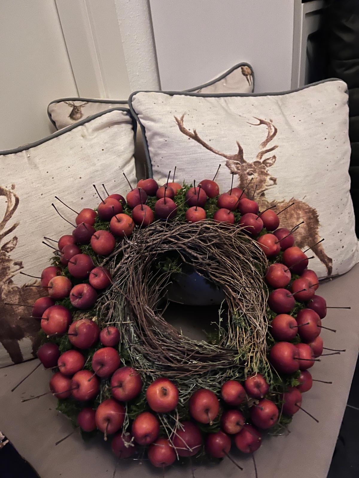Herbstkranz Mooskranz mit Äpfeln & Naturdeko | Herbst Deko Türkranz Tischkranz | Handgefertigtes Unikat 20 cm / 25 cm