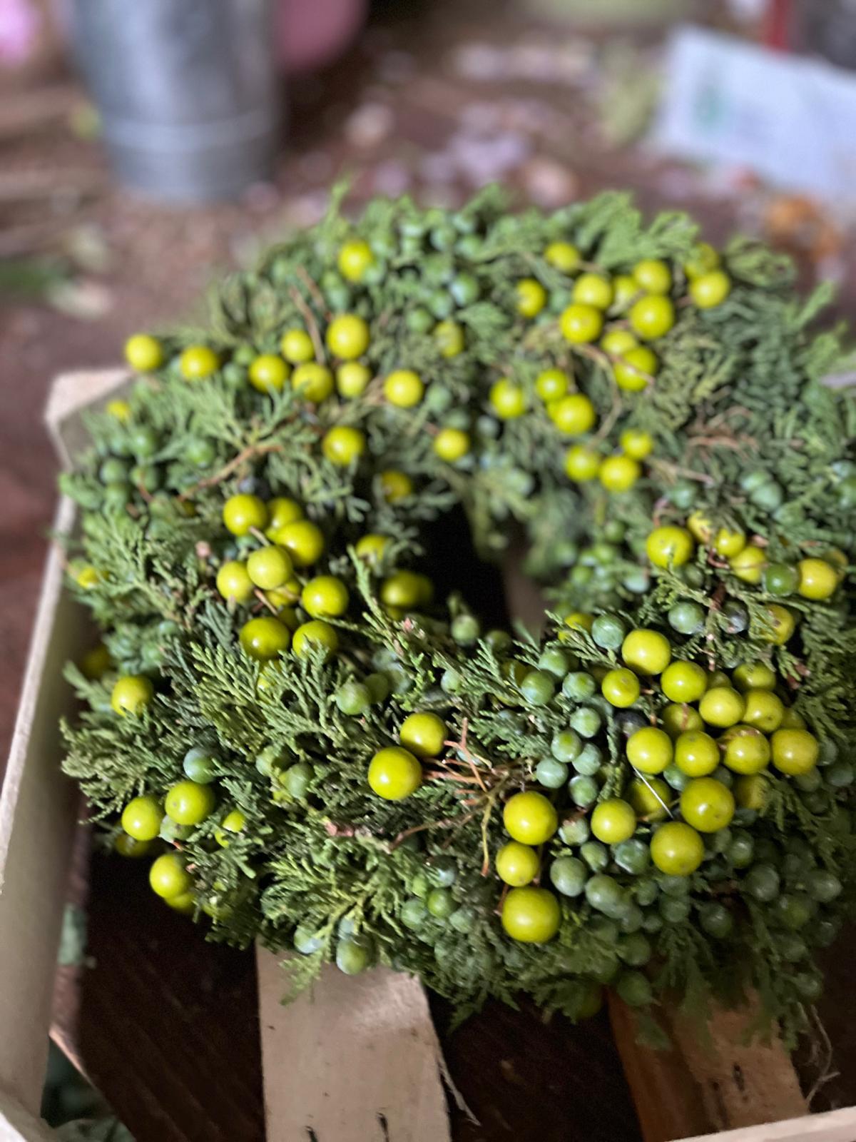 Türkranz Beerenkranz 23 cm | Herbstkranz, Tischkranz mit Beeren | Deko Kranz Natur Look Unikat
